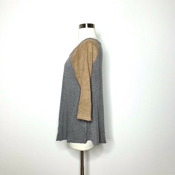 Chloe K Top Suede Sleeves Gray Tan - Picture 2 of 7